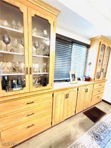 580 Elko Avenue, Akron, OH 44305