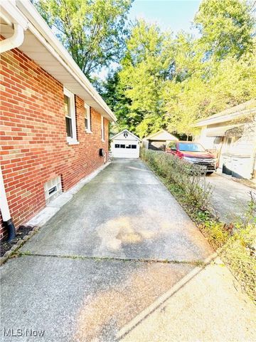 580 Elko Avenue, Akron, OH 44305