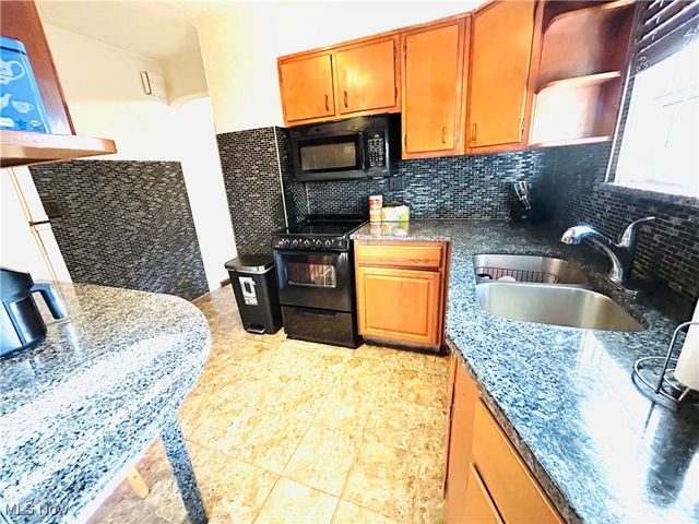 580 Elko Avenue, Akron, OH 44305