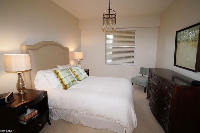 2710 Cypress Trace CIR 3021, Naples, FL 34119