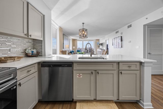 970 E Hwy 98 1107, Destin, FL 32541