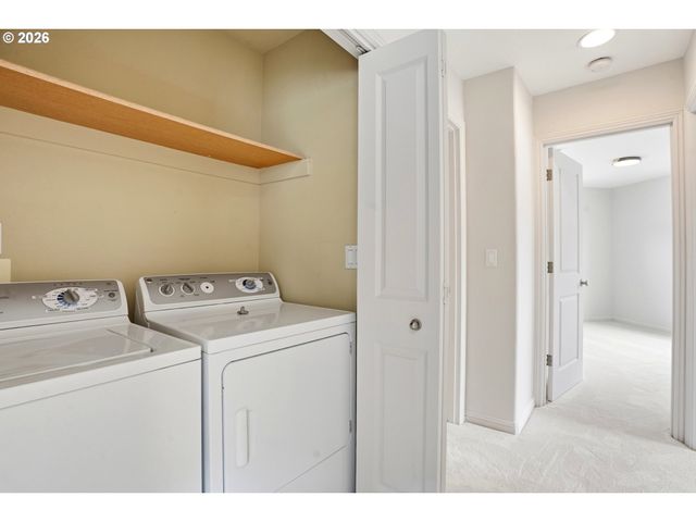 9406 N MACRUM Ave, Portland, OR 97203