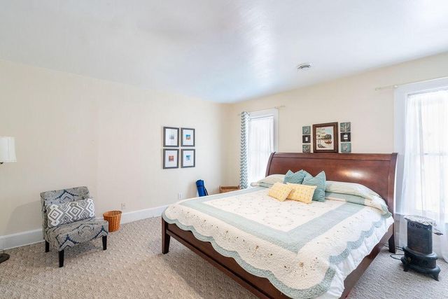 W1370 Gopher Hill ROAD, Ixonia, WI 53036