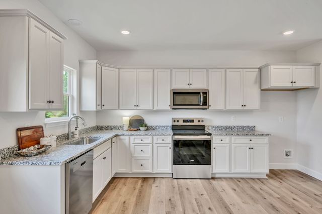 463 Jesse Work Road, Dickson, TN 37055