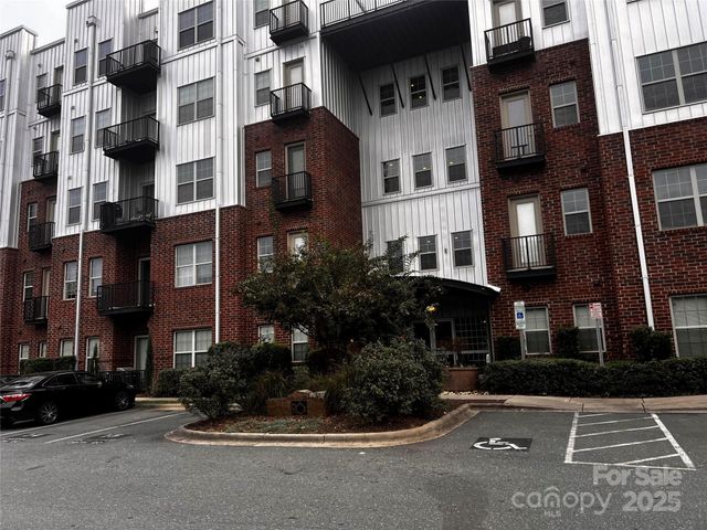 2338 Yadkin Avenue, Charlotte, NC 28205