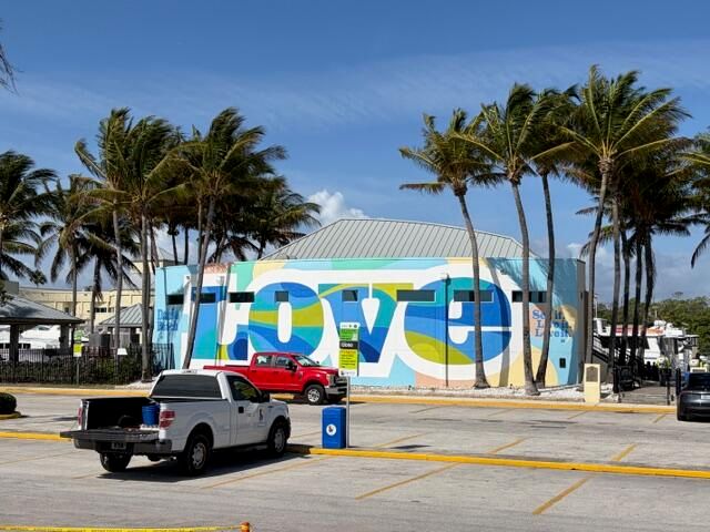 131 SE 3rd Avenue 202, Dania Beach, FL 33004