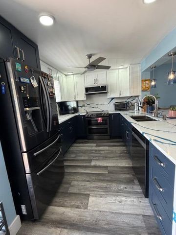 131 SE 3rd Avenue 202, Dania Beach, FL 33004