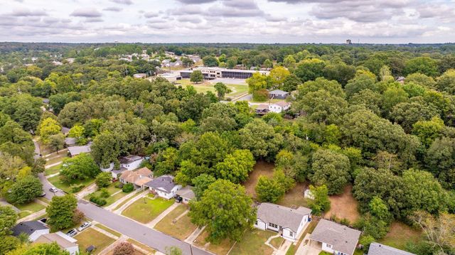 4410 Maple St, North Little Rock, AR 72116