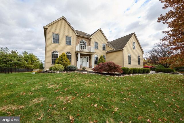 1401 HAMPSTEAD CT, Blue Bell, PA 19422