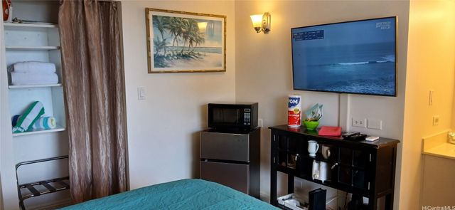 2450 Prince Edward Street 1010A, Honolulu, HI 96815