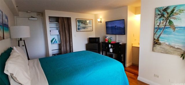 2450 Prince Edward Street 1010A, Honolulu, HI 96815