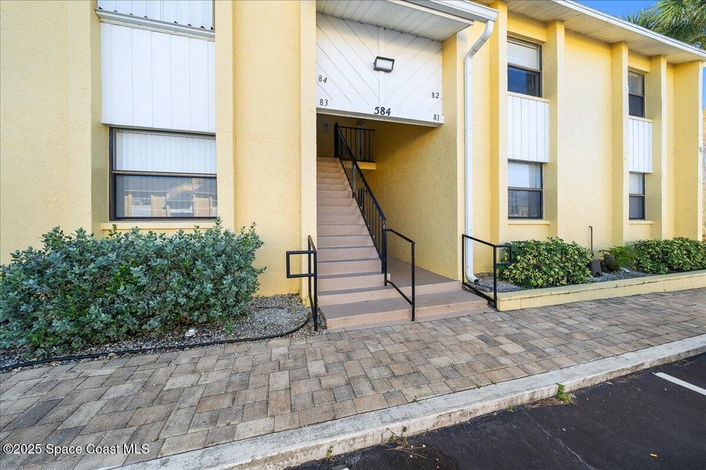 584 N Wickham Road 82, Melbourne, FL 32935
