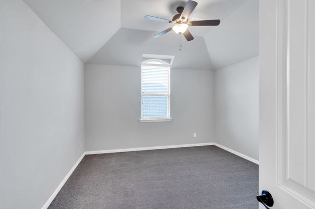 421 Summer Grove Drive, Midlothian, TX 76065