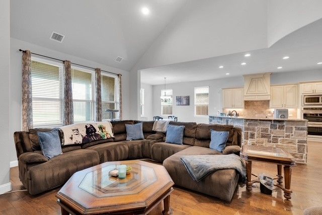 421 Summer Grove Drive, Midlothian, TX 76065