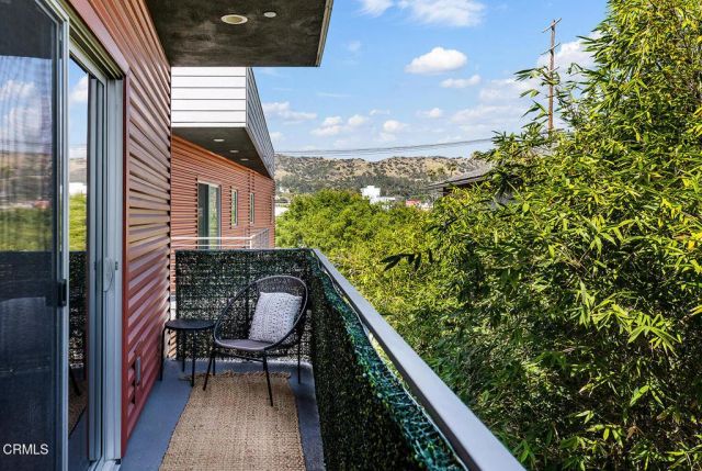 2222 Strata Lane, Los Angeles, CA 90041