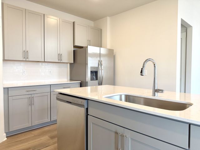 1333 Gentry Dr, Clarksville, TN 37043