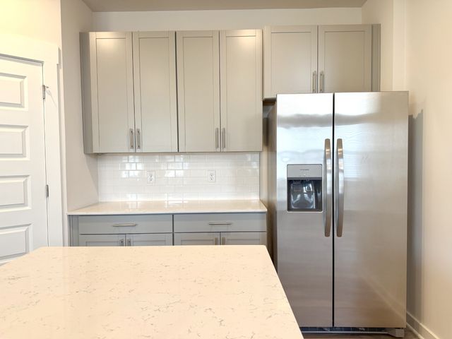 1333 Gentry Dr, Clarksville, TN 37043