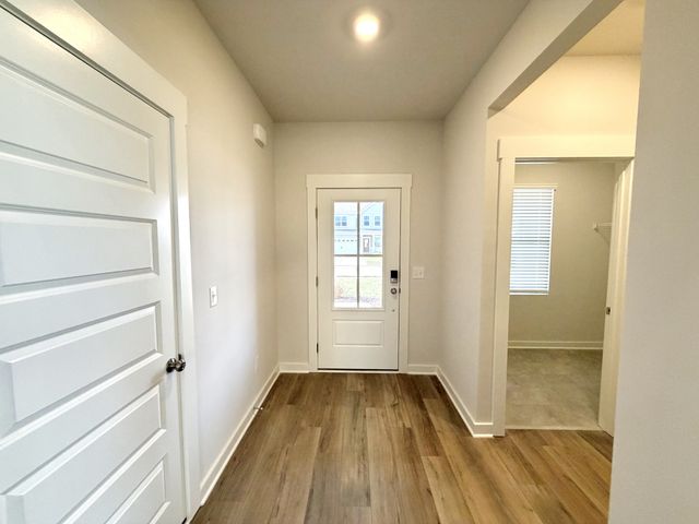 1333 Gentry Dr, Clarksville, TN 37043