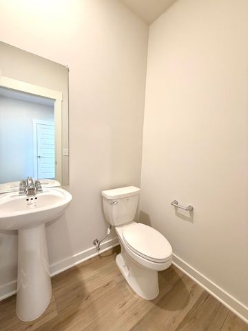 1333 Gentry Dr, Clarksville, TN 37043