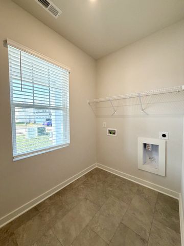 1333 Gentry Dr, Clarksville, TN 37043