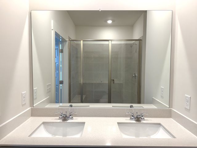 1333 Gentry Dr, Clarksville, TN 37043