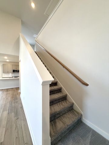 1333 Gentry Dr, Clarksville, TN 37043