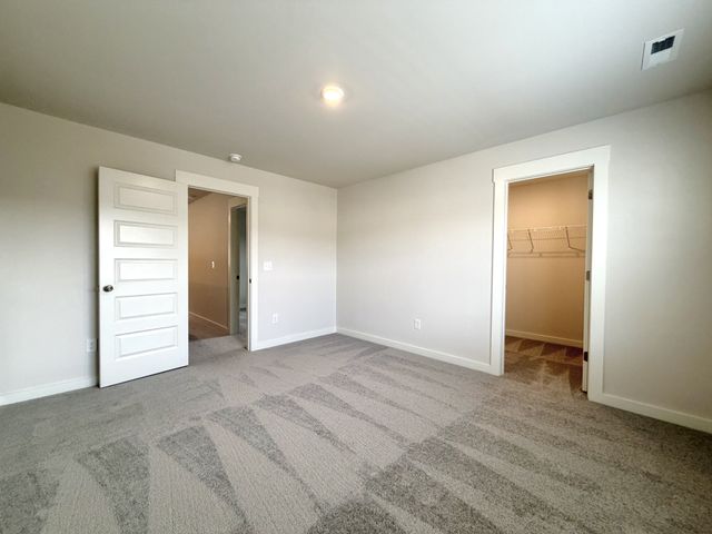 1333 Gentry Dr, Clarksville, TN 37043