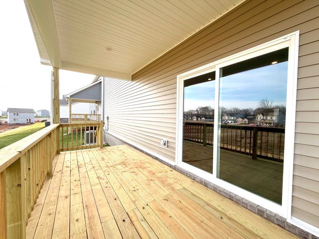 1333 Gentry Dr, Clarksville, TN 37043