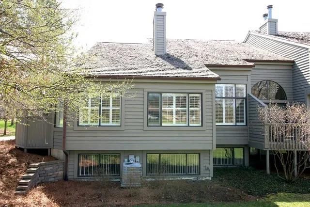 868 Longmeadow Court 1006, Lake Barrington, IL 60010