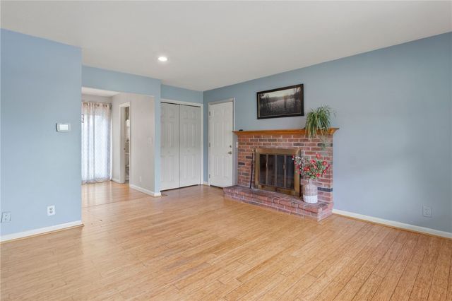 11 Stony Brook Lane, Perinton, NY 14450