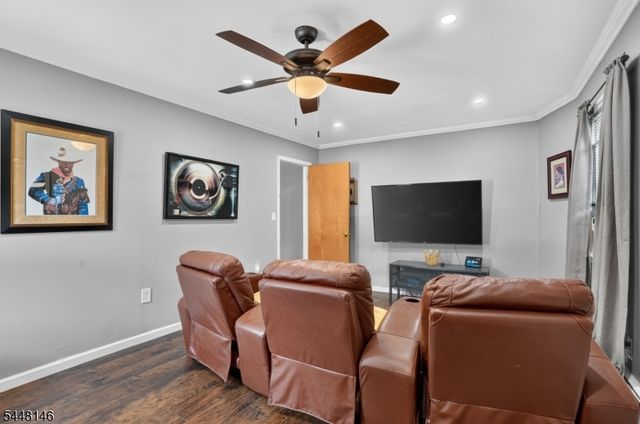 59 Glenwood Ave 1, Bloomfield Twp., NJ 07003