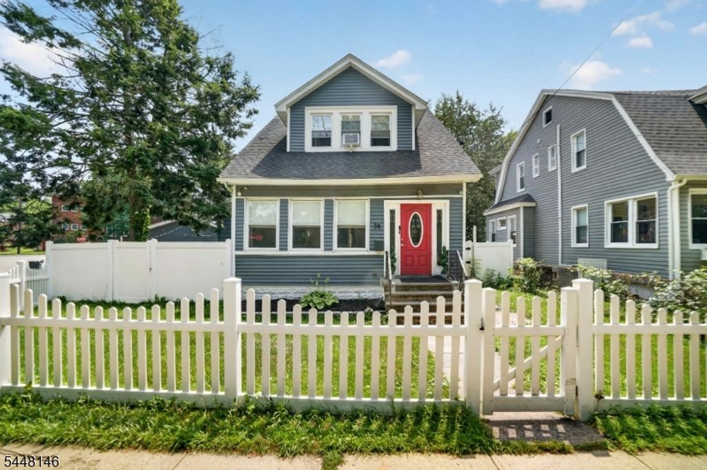59 Glenwood Ave 1, Bloomfield Twp., NJ 07003