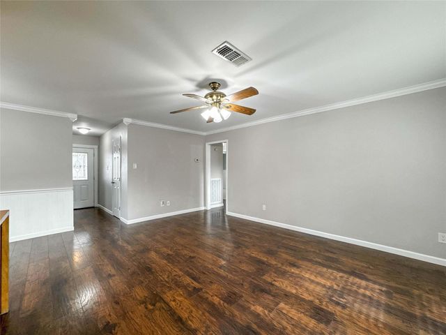 5208 Carmona Lane, Pearland, TX 77584