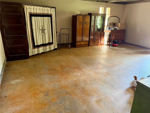 4611 Fm 1387, Midlothian, TX 76065