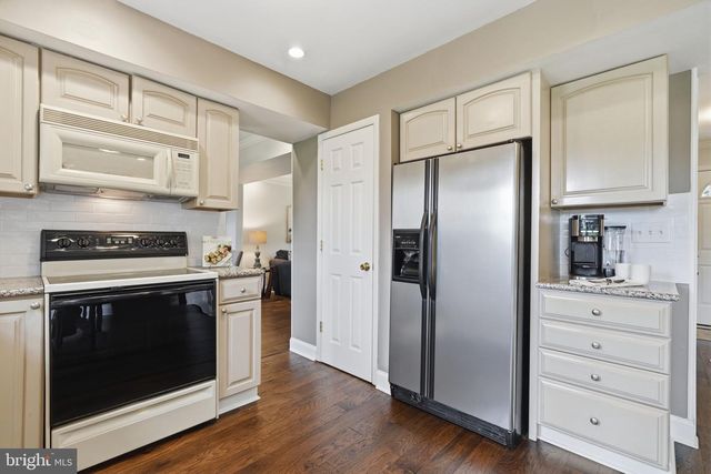 1461 WOODVIEW RD, Yardley, PA 19067