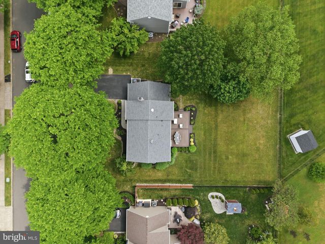 1461 WOODVIEW RD, Yardley, PA 19067