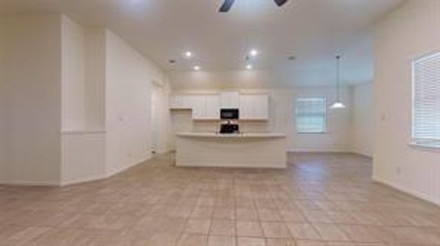 32307 Elmwood Manor, Waller, TX 77484