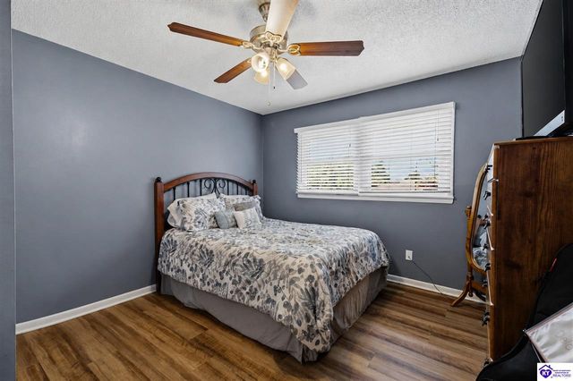 304 Estate Drive, Elizabethtown, KY 42701