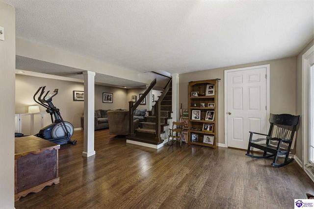 304 Estate Drive, Elizabethtown, KY 42701