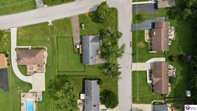304 Estate Drive, Elizabethtown, KY 42701