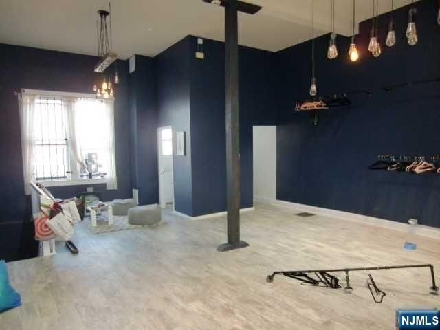 11 E Palisade Avenue, Englewood, NJ 07631