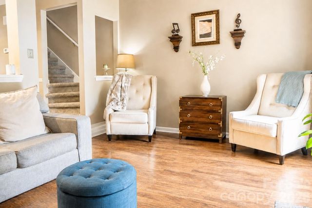 7928 Charter Oak Lane, Charlotte, NC 28226