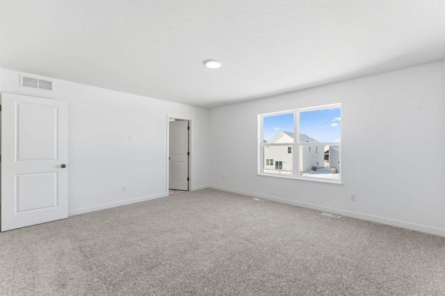 10724 Henslowe Avenue S, Cottage Grove, MN 55016