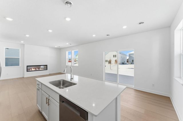 10724 Henslowe Avenue S, Cottage Grove, MN 55016