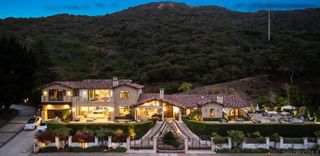 7853 Via Capri, La Jolla, CA 92037