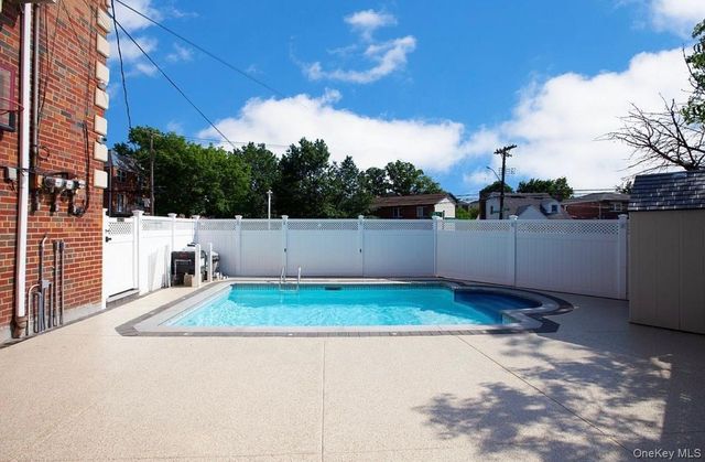 154-61 20th Avenue, Whitestone, NY 11357