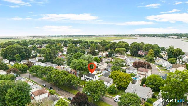 33 Rivercliff Drive, Milford, CT 06460