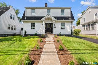 33 Rivercliff Drive, Milford, CT 06460