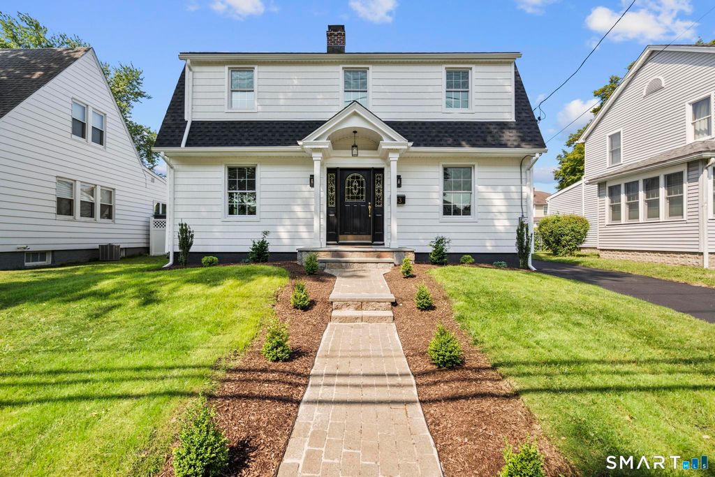 33 Rivercliff Drive, Milford, CT 06460