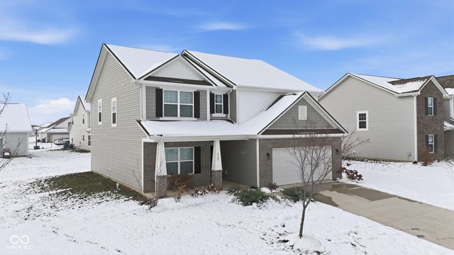 6507 W Whispering Way, Greenfield, IN 46140